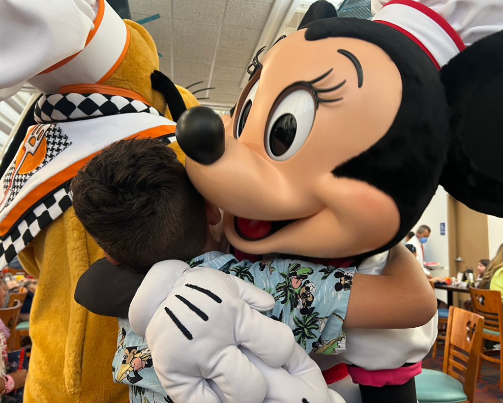 Dining with Kids: Chef Mickey’s (Walt Disney World Resorts:&nbsp;Contemporary)